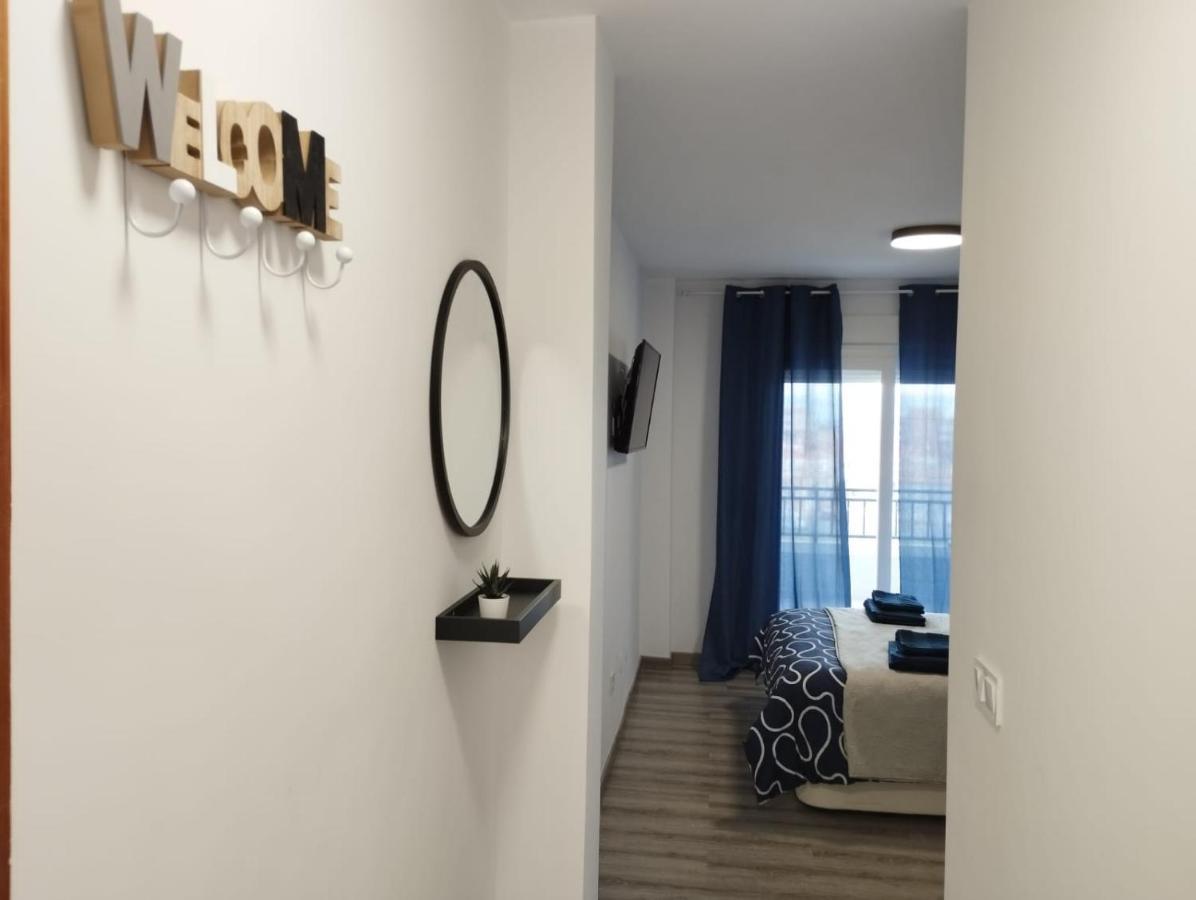 Studio With Terrace And Pool 托雷维耶哈 外观 照片