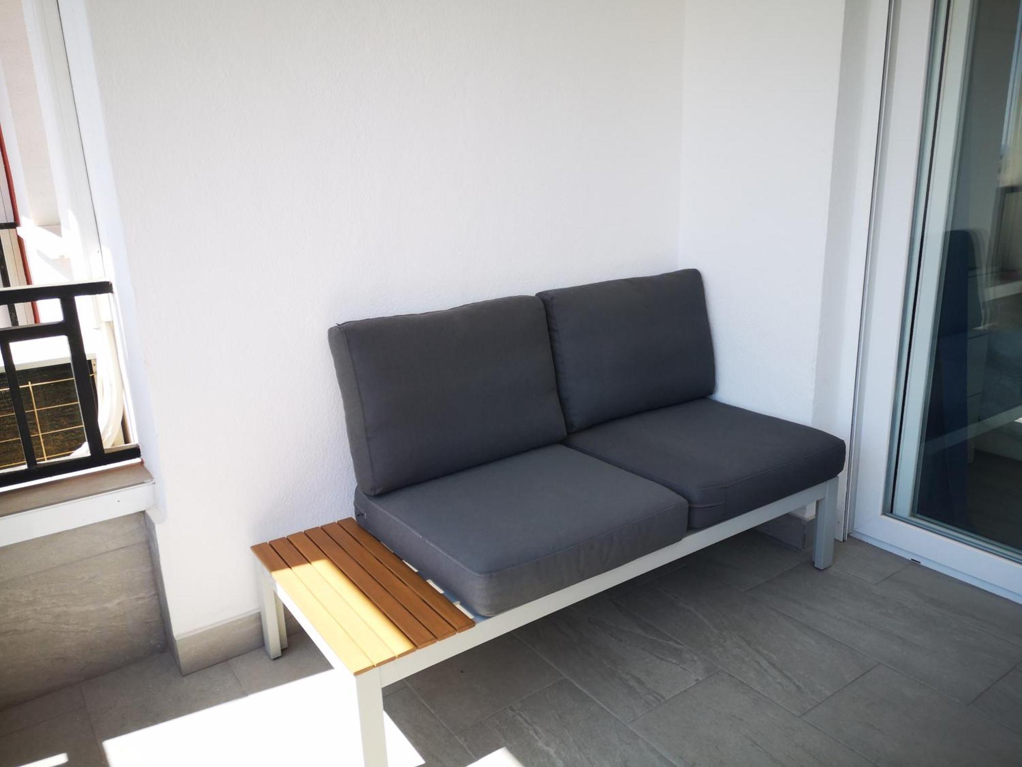 Studio With Terrace And Pool 托雷维耶哈 外观 照片